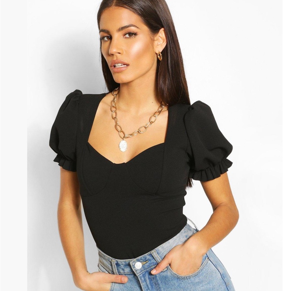 Crepe sleeve bodysuit NWT